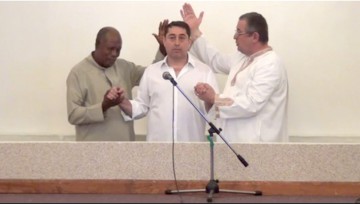 Cristian David, botezat la Biserica Internaţională Harul din Bucureşti